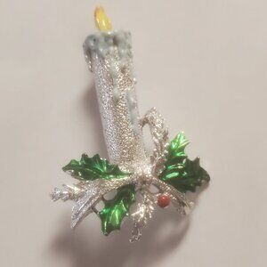 Garry's christmas pin.